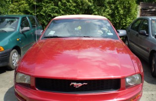 Ford Mustang V6