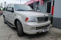 Lincoln Navigator