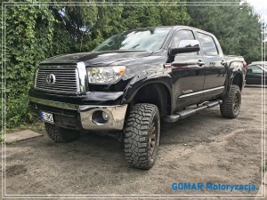 Toyota Tundra 5.7 V8 381KM 4x4