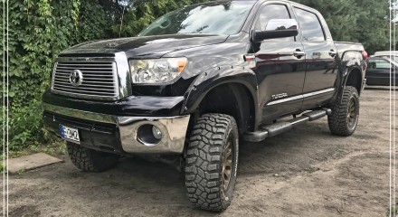 Toyota Tundra 5.7 V8 381KM 4x4